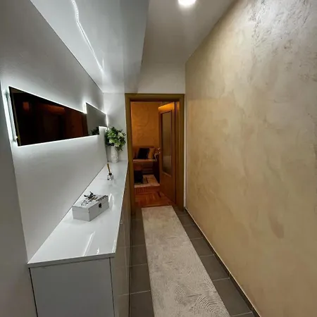 Standanlukavica Daire